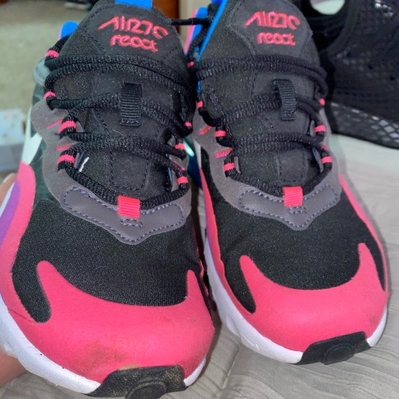 Shoes - Picture 2 of 3